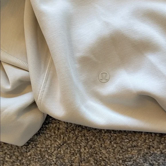 Lululemon Athletica Off-White Sweatshirt - Picture 6 of 7